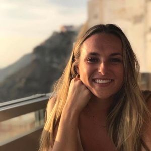 Meet your Posher, Aria